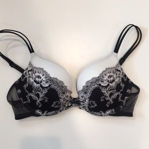 VS 36A very sexy plunge
